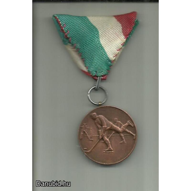 1940.- az első Szegedi - jéghokitorna - IV. hely