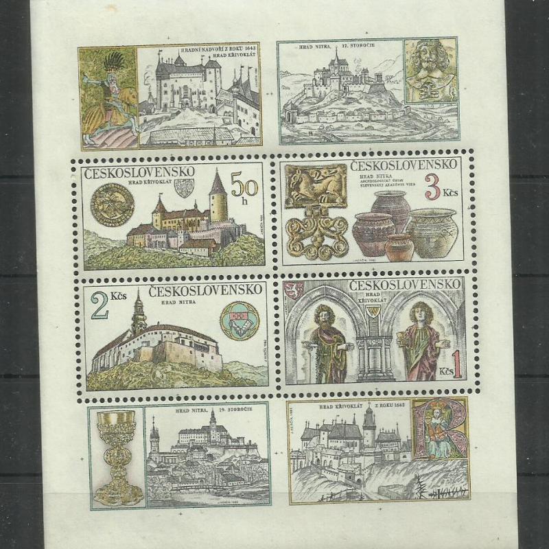 1982.- Csehszlovákia - MNH/** -blokk - paloták és várak kincseik