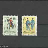 1992.- Postatisztek ruhái - MNH/**