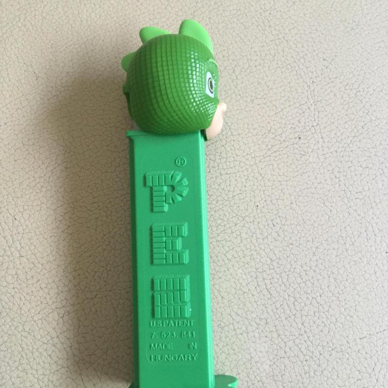 Pez adagoló zöld