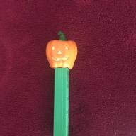 Pez adagoló Halloween tök forma