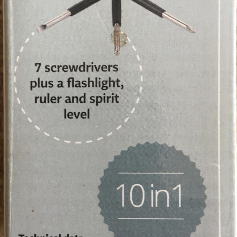 Luxis 10 in 1 csavarhúzó készlet és elemlámpa, elem nélkül