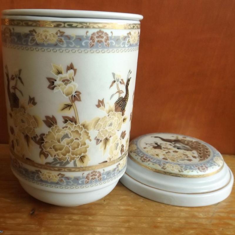 Kínai - Teásbögre - páva minta - dúsan aranyozott - Jing -Jang