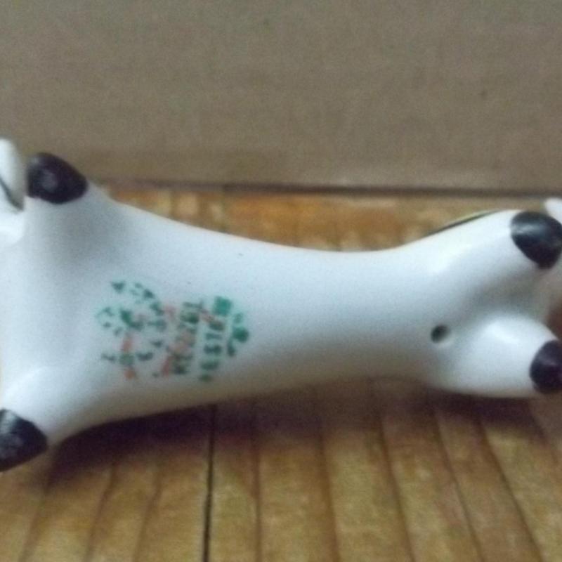 Hollóházi porcelán art deco tacskó, kutya, Hanzéli Jenő terve