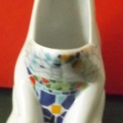 Gaudi béka - porcelán - Barcelona -ibolya váza