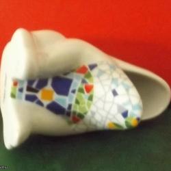 Gaudi béka - porcelán - Barcelona -ibolya váza
