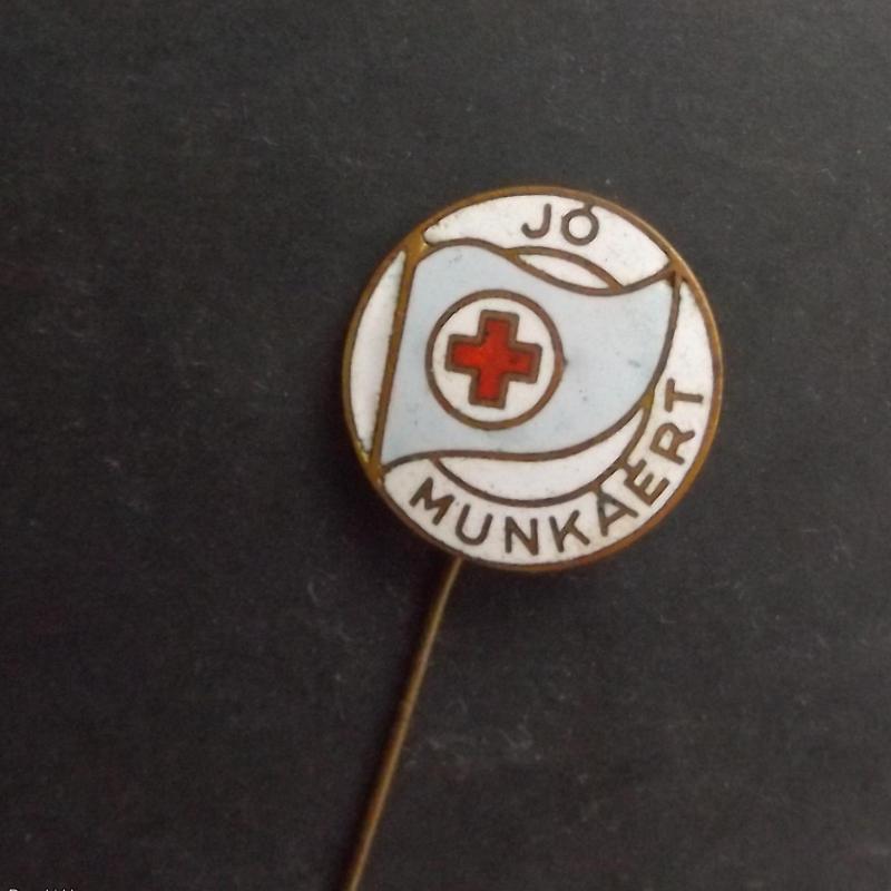 Vöröskereszt - jó munkáért - jelvény