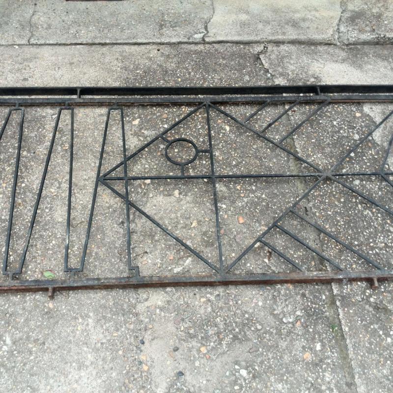 Székely motívumos korlátsor eladó