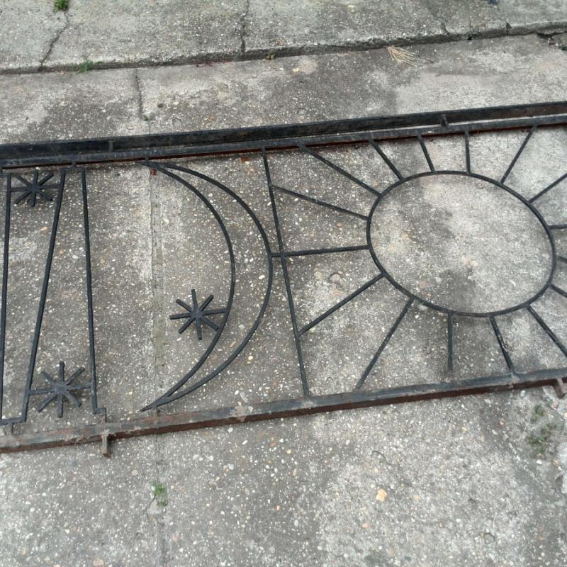 Székely motívumos korlátsor eladó