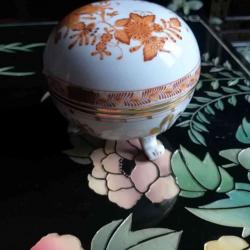 Herendi Indiai kosármintás talpas cukortartó