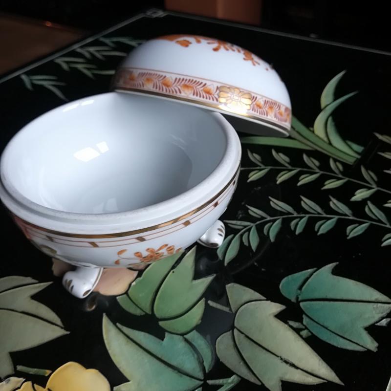 Herendi Indiai kosármintás talpas cukortartó